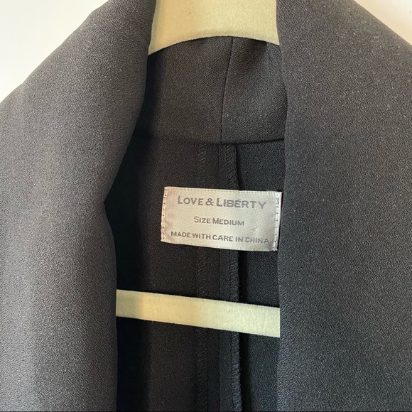 Love & Liberty | Casual Blazer - Picture 2 of 5